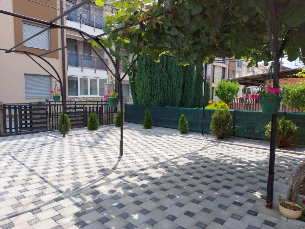 Petroski Apartments โอครีด ภายนอก รูปภาพ