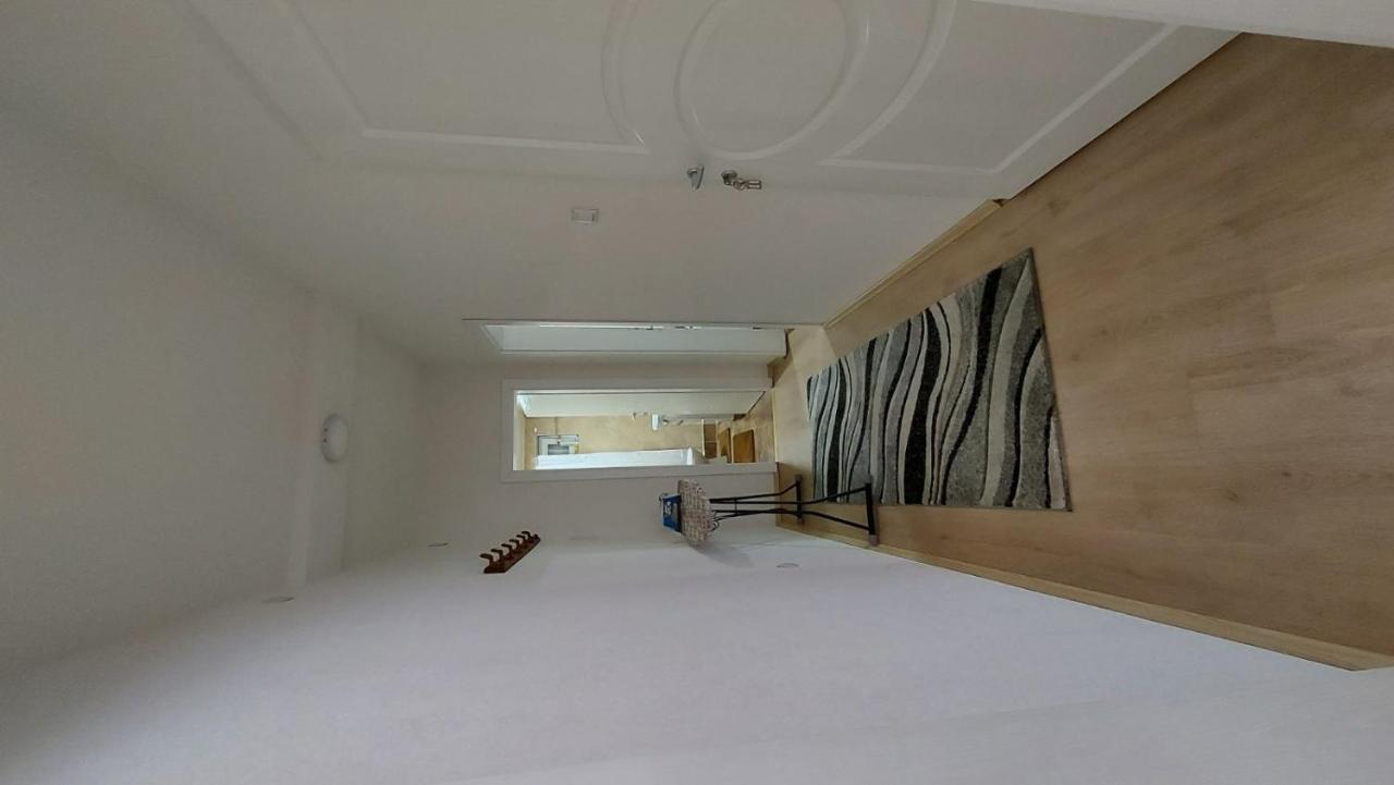 Petroski Apartments โอครีด ภายนอก รูปภาพ