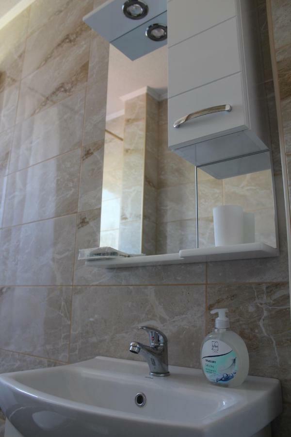 Petroski Apartments โอครีด ภายนอก รูปภาพ