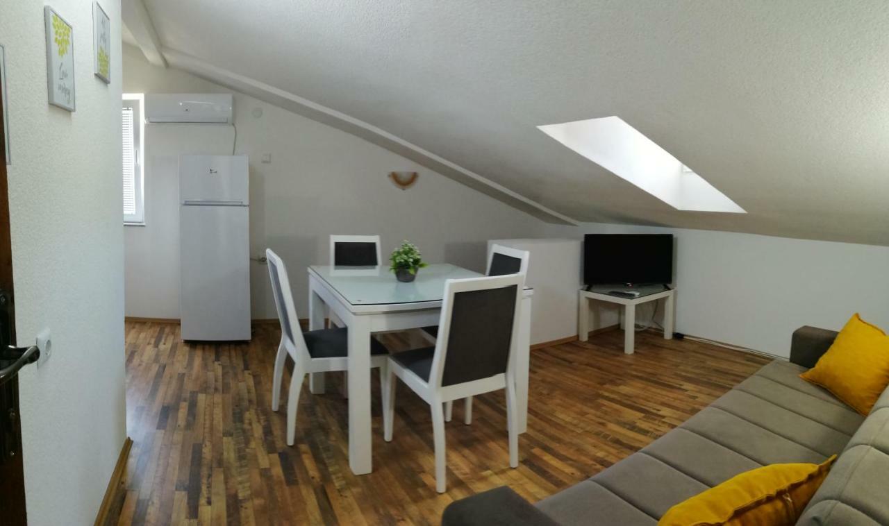 Petroski Apartments โอครีด ภายนอก รูปภาพ