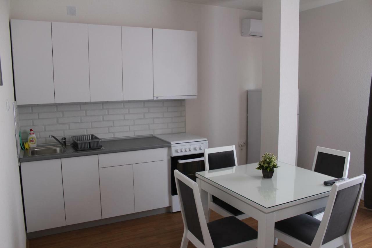 Petroski Apartments โอครีด ภายนอก รูปภาพ